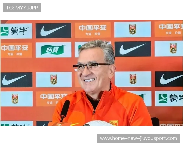 国足引进海外训练方法提高实力，国足聘请外国教练